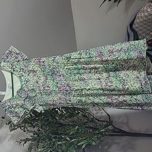Madison Leigh Floral Smocked Midi Dress Flutter Sleeves Size 6